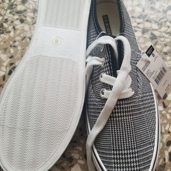 Used Joe boxer vans  - Picture 3 of 3